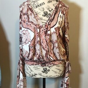 FREE PEOPLE FIONA PAISLEY WRAP TOP W/DEEP V NECK & BIG BELL SLEEVES SZ. Med